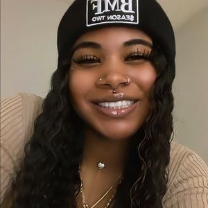 Meet Your Posher!! ig @lakaidoll